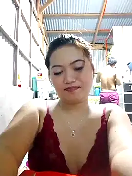 XxxHotCouples4u online show from 11-12-25, 03:23