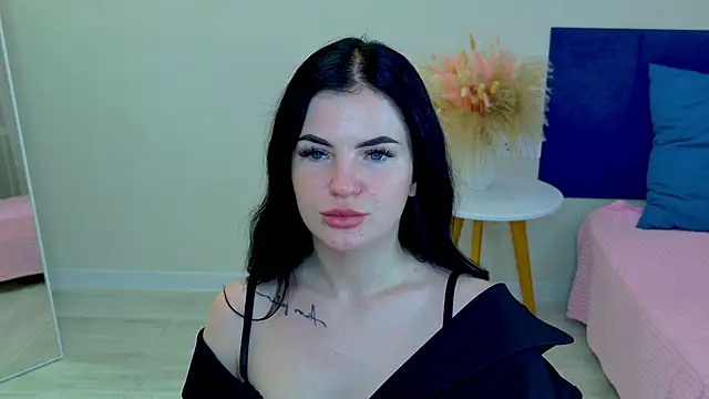 Meow Milena online show from 10-17-25, 11:40