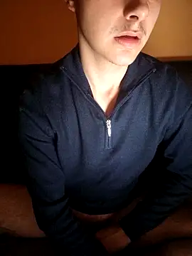 esmermoon online show from 02-05-26, 02:05