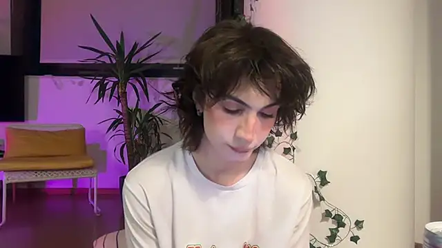 kira yoshika9e online show from 02-08-26, 08:56