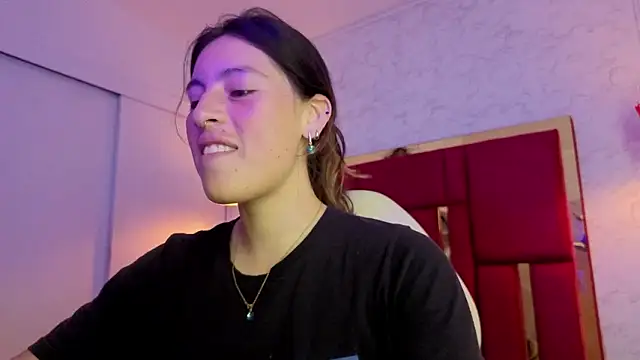 moon winy online show from 02-03-26, 11:48