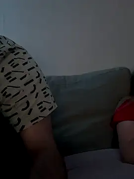 Snapshot of feetdetente chatting on 11-08-25, 01:39 feetdetente online show from 11-08-25, 01:39