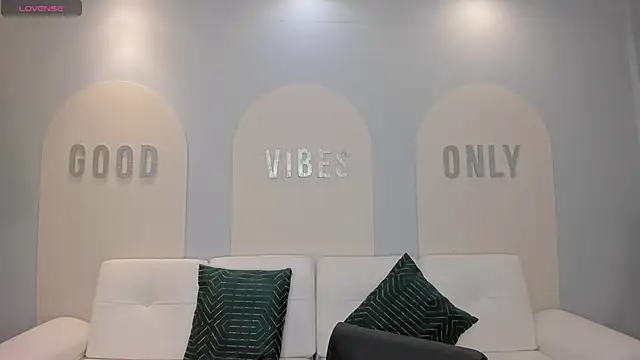 ScarlettBlaze  online show from 03-28-26, 12:05