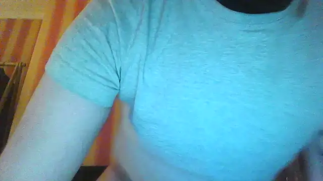 Snapshot of Tattooeddudexxx chatting on 11-15-25, 03:08 Tattooeddudexxx online show from 11-15-25, 03:08