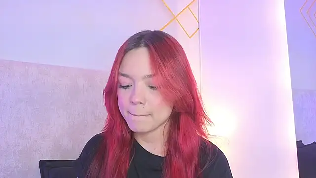 Snapshot of Martinaa_Garcia chatting on 06-01-26, 07:48 Martinaa Garcia online show from 06-01-26, 07:48
