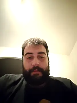 GluingPerson online show from 10-27-25, 02:48