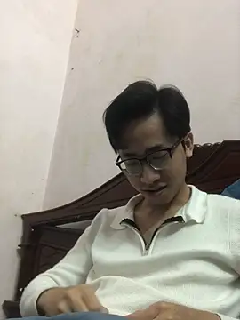 liamhn2k4 online show from 02-19-26, 01:07