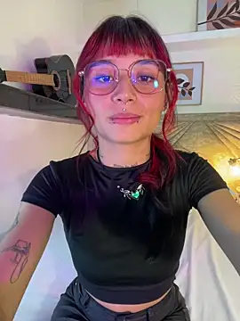 Emma duff online show from 04-15-26, 07:58