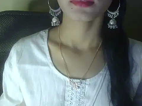 Shezi N online show from 02-05-26, 01:49