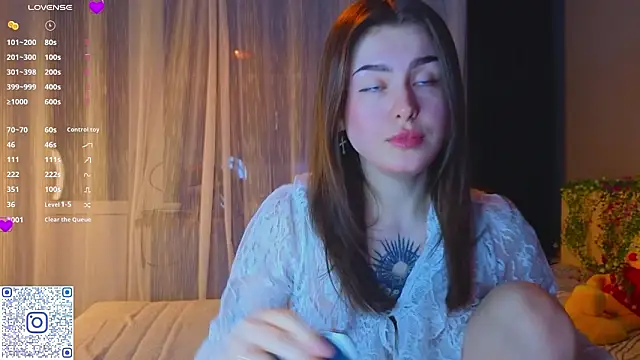 Snapshot of TinyMollys chatting on 02-26-26, 05:23 TinyMollys online show from 02-26-26, 05:23