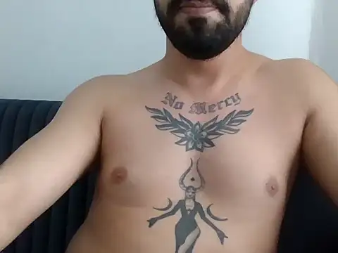 Snapshot of Scaryghost65 chatting on 11-29-25, 08:50 Scaryghost65 online show from 11-29-25, 08:50