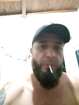 Snapshot of barbas880914 chatting on 10-16-25, 11:39 barbas880914 online show from 10-16-25, 11:39