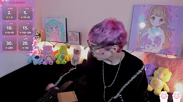 Strawberry Kitty  online show from 11-24-25, 03:50