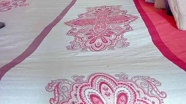 mia  blaze   online show from 04-24-26, 02:58