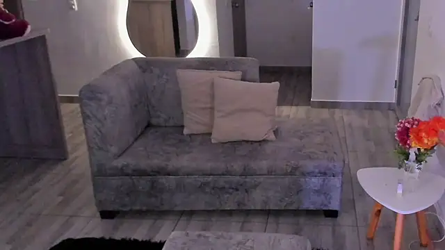 Snapshot of BritanyLnx chatting on 03-20-26, 11:20 BritanyLnx online show from 03-20-26, 11:20