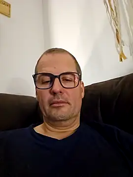 GermanMadMatt online show from 10-17-25, 05:43