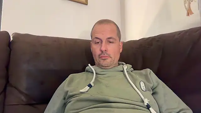 GermanMadMatt online show from 10-19-25, 05:24