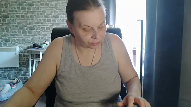 Diamond Bite online show from 10-25-25, 09:17