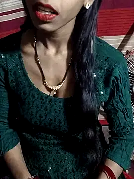 Itz Aisha   online show from 12-15-25, 06:06