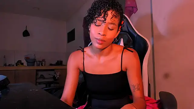 bad girl xxx online show from 04-17-26, 02:14