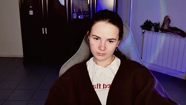 May Bloom online show from 01-08-26, 09:11