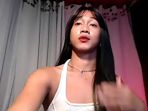 taylaxuxu online show from 07-14-26, 09:03