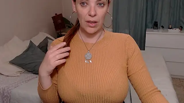 Snapshot of ginger_mommy chatting on 05-05-26, 07:38 ginger mommy online show from 05-05-26, 07:38