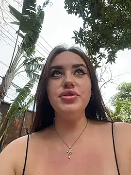 KiraSunshine online show from 02-25-26, 05:17