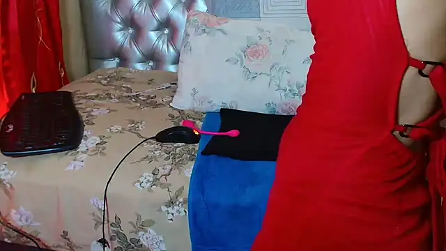 Snapshot of EbonyPexie chatting on 11-29-25, 09:45 EbonyPexie online show from 11-29-25, 09:45