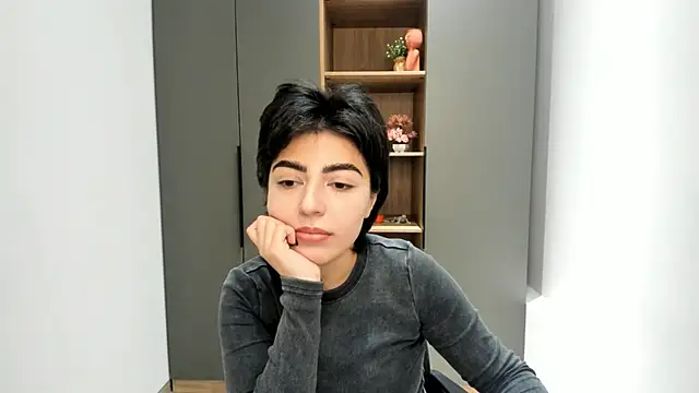 AnissaShyu online show from 10-21-25, 03:29