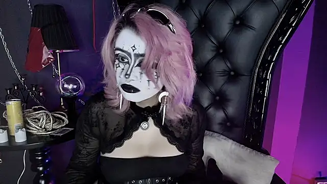 Navier   online show from 03-26-26, 04:29