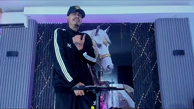 handsome boys22 online show from 12-22-25, 12:24