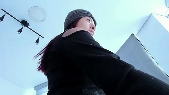 melanie roux   online show from 05-27-26, 12:13