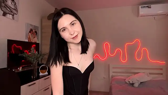 MyraLitterers online show from 04-11-26, 03:38