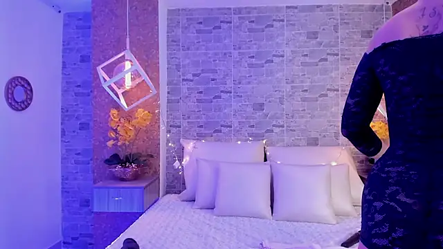 Catalina-Thompson online show from 11-14-25, 12:15