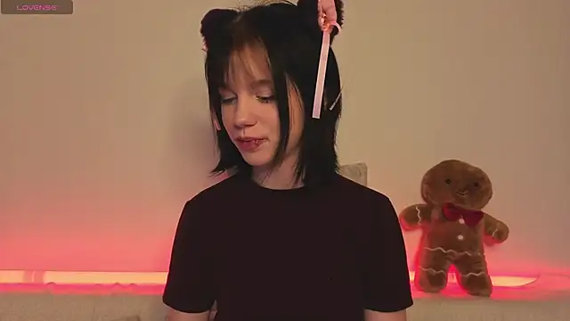 Snapshot of ruby_dallos chatting on 02-17-26, 10:38 ruby dallos online show from 02-17-26, 10:38