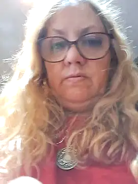 Snapshot of JennyInVegas chatting on 05-08-26, 02:55 JennyInVegas online show from 05-08-26, 02:55