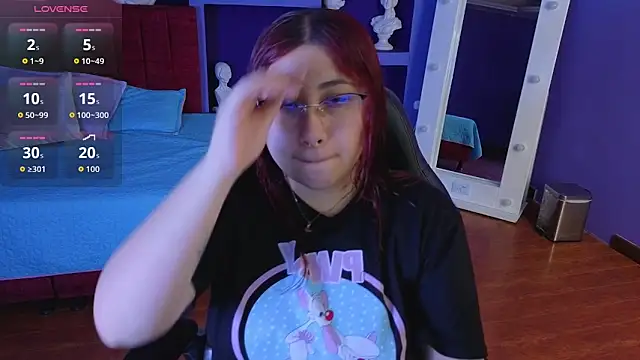 littlee red online show from 02-25-26, 08:51