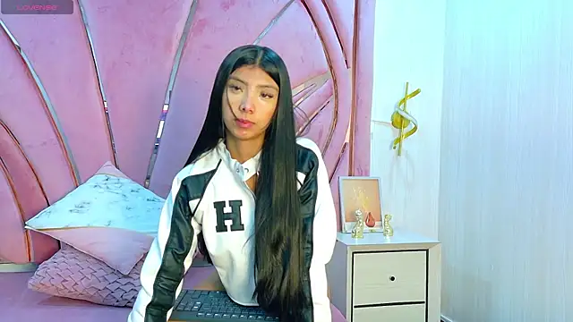 Isabella Marsh online show from 01-14-26, 12:55