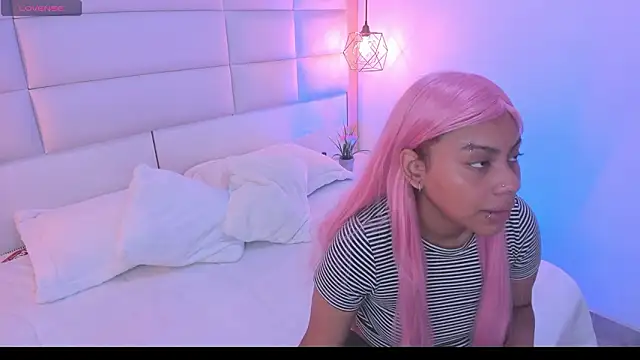 Sofia clk online show from 03-12-26, 03:01