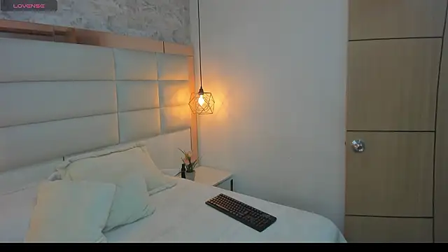 Sofia clk online show from 03-14-26, 03:12