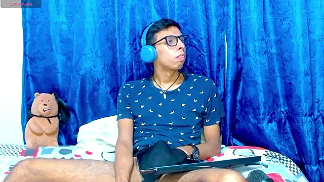 DavTwink3100 online show from 03-17-26, 01:43