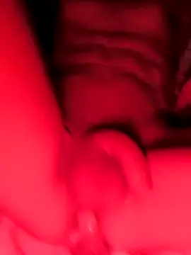 Vanovik20 online show from 10-18-25, 08:04