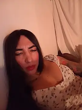 Snapshot of valeriahornier chatting on 06-24-26, 02:10 valeriahornier online show from 06-24-26, 02:10
