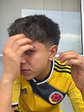 Snapshot of motomotoboy chatting on 03-02-26, 10:38 motomotoboy online show from 03-02-26, 10:38