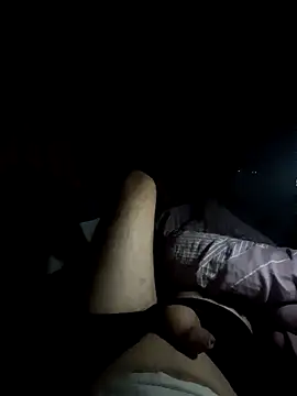 Snapshot of Szeximado31 chatting on 10-19-25, 03:18 Szeximado31 online show from 10-19-25, 03:18