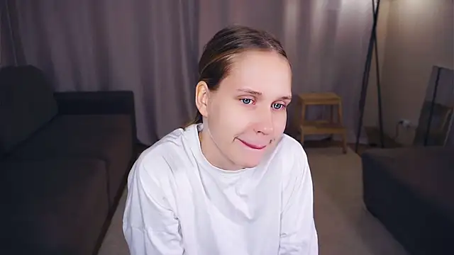 NadinePogar online show from 10-28-25, 07:01