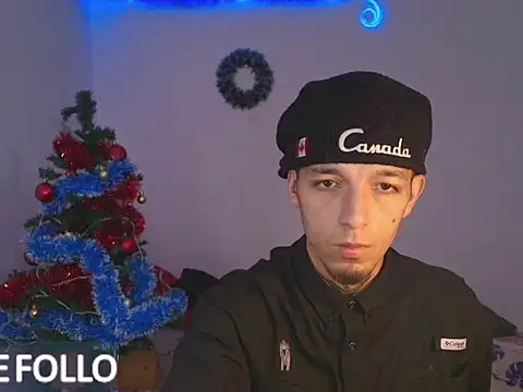 Snapshot of rosse__one chatting on 11-08-25, 08:40 rosse one online show from 11-08-25, 08:40