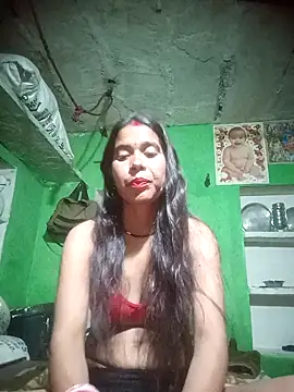 Snapshot of NEXIQRAN chatting on 10-24-25, 07:49 NEXIQRAN online show from 10-24-25, 07:49