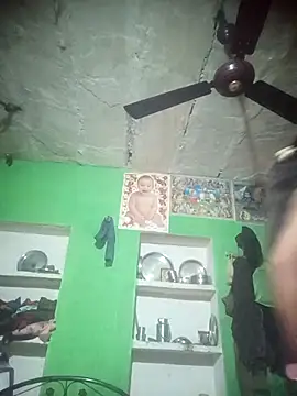 Snapshot of NEXIQRAN chatting on 11-21-25, 03:44 NEXIQRAN online show from 11-21-25, 03:44